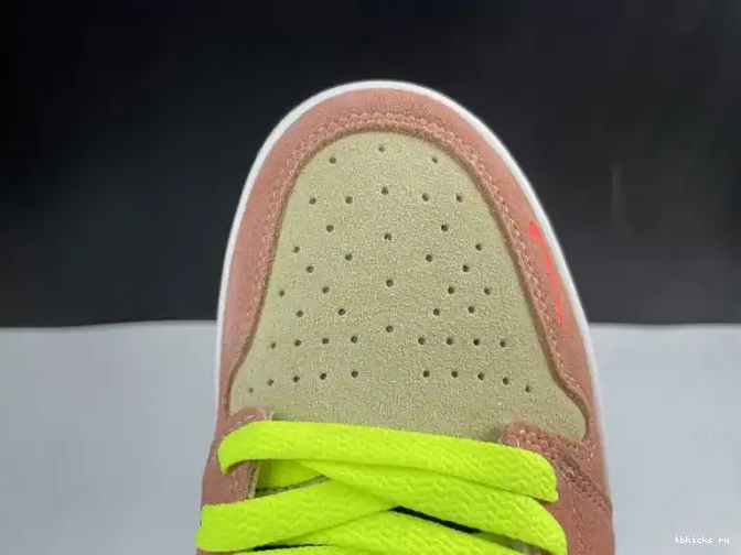 Cheap TB Peach High Jordan Air Switch CW6576-800 1 0619